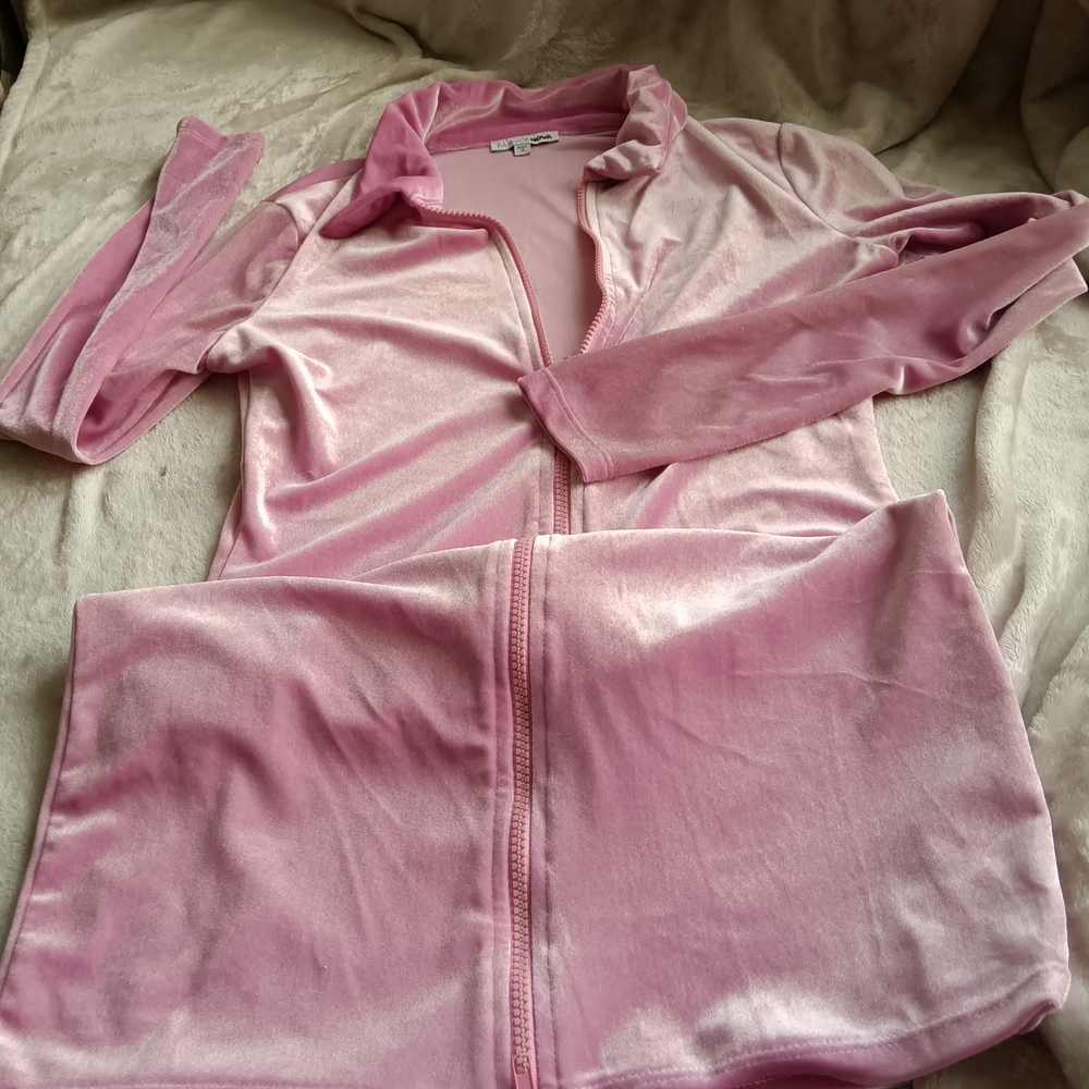 Pink Velour Women's Sleepwear Set